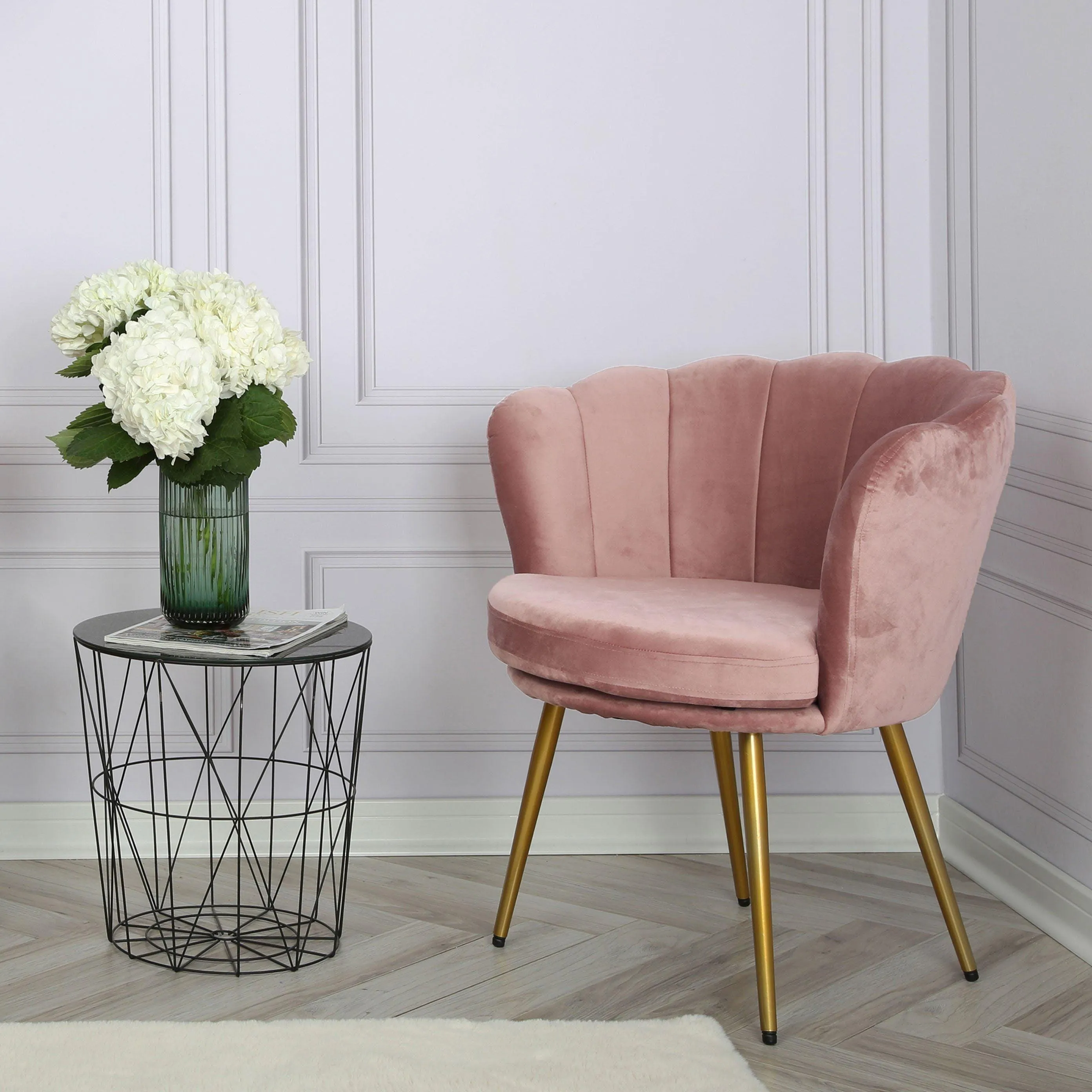 Flora accent chair - scalloped - blush pink